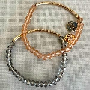 Kinsley Armelle bracelet set